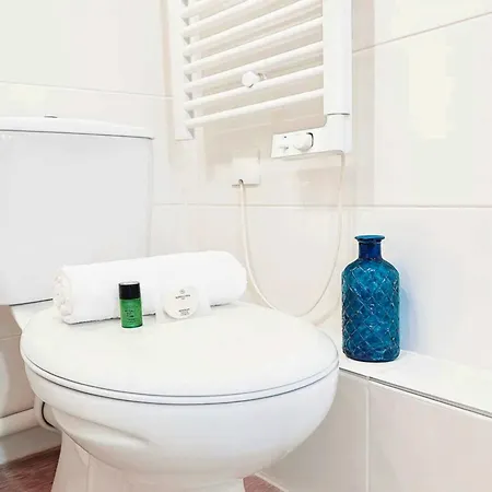 Stylish Near The Tuileries Gardens דירה