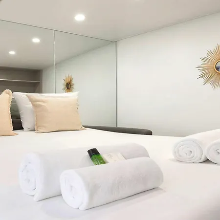 Stylish Near The Tuileries Gardens * פריז