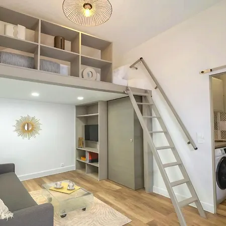 Stylish Near The Tuileries Gardens פריז