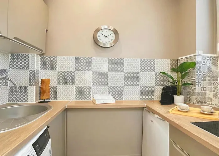 Stylish Near The Tuileries Gardens Parigi