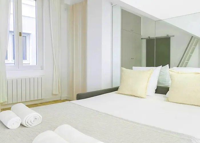 Stylish Near The Tuileries Gardens Appartamento Parigi